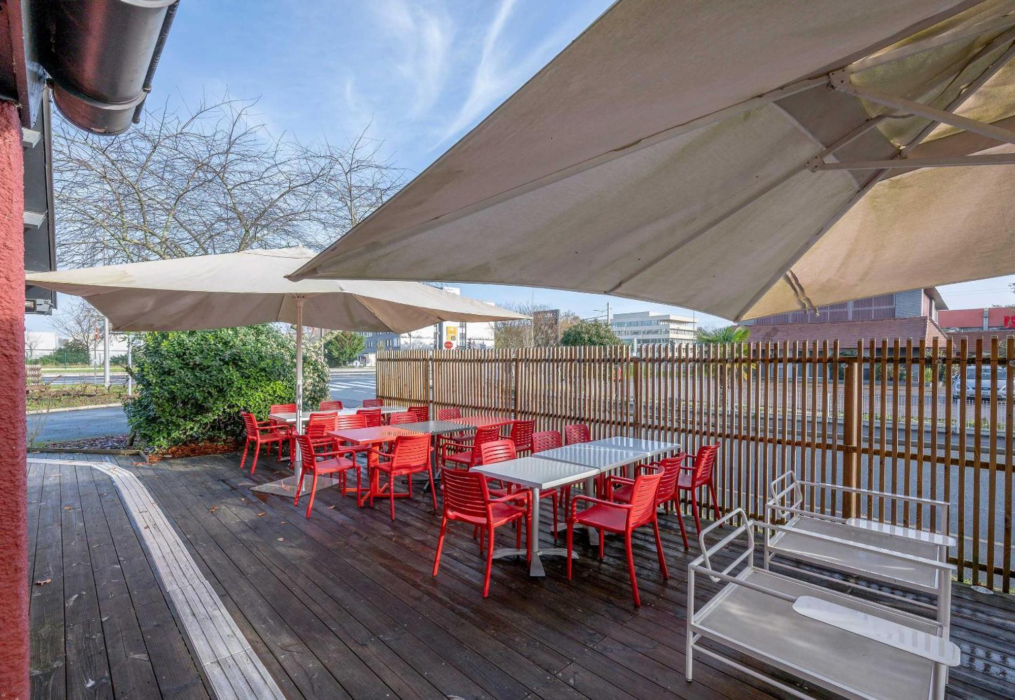 B&B Hotel Bordeaux Merignac Cadera Aeroport Exterior photo